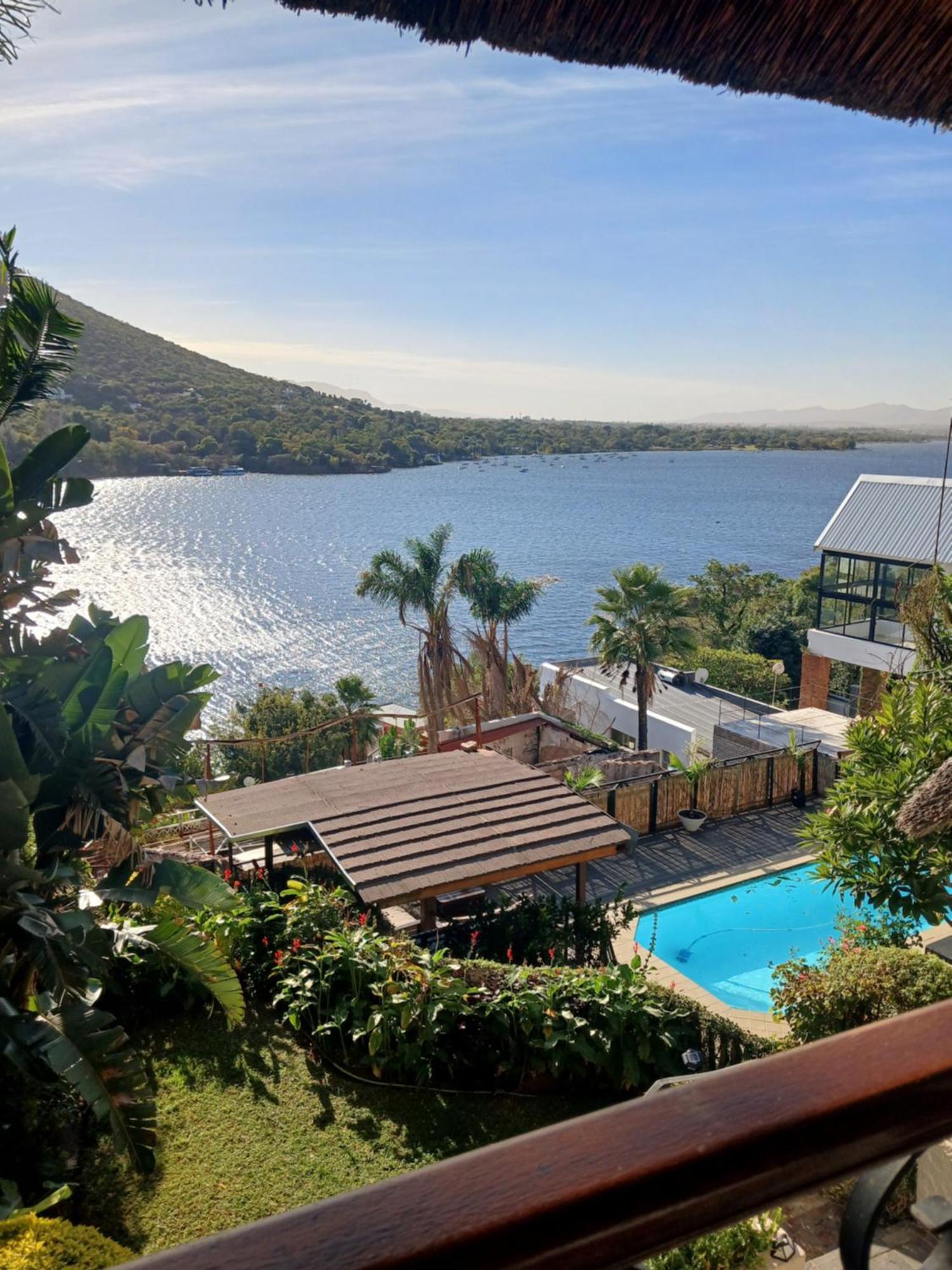Cozy Kosmos Bed & Breakfast Hartbeespoort Exterior photo